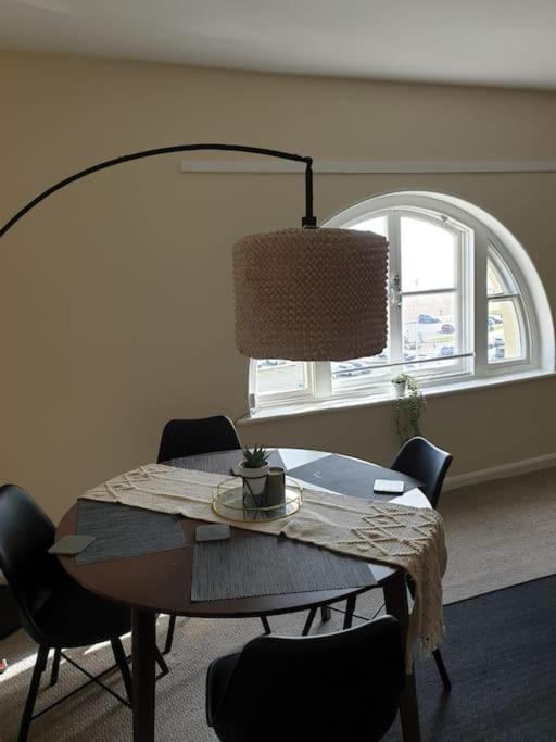 Two Bed Flat Sea View Old Town Apartment Hastings