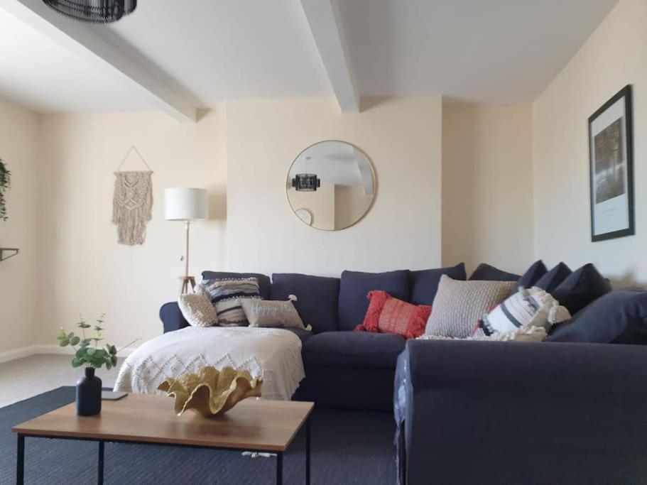 Apartment Two Bed Flat Sea View Old Town *